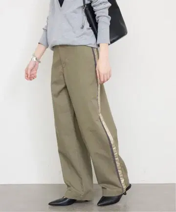 SLOBE IENA 워커즈 치노 사이드 라인 슬랙스