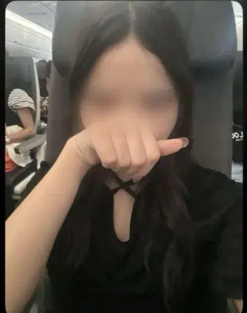블랙 벨벳 반팔 상의 M 사이즈