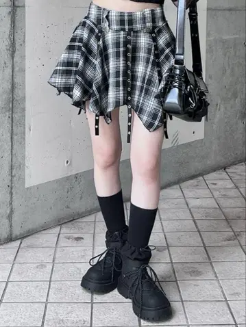WEGO 블랙 체크 플레어 스커트