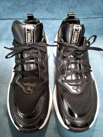 가격 인하! PUMA 라이즈 메탈 우먼 24cm