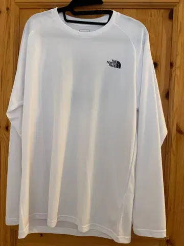THE NORTH FACE 화이트 긴팔T셔츠 L사이즈