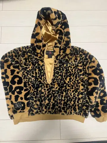 Jordan 레오파드 무늬 플리스 자켓 XL