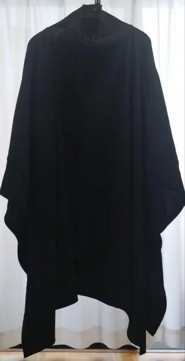 NO ID. 하이 칼라 판초 블랙 지퍼 포함