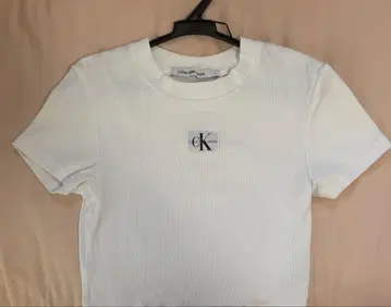 Calvin Klein Jeans 화이트 T셔츠 사이즈 S
