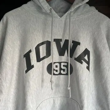 00s champion reverse weave 리버스 위브 IOWA