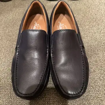HAWKINS 가죽 슬립온 슈즈 네이비