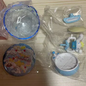 크레인 게임 산리오 시나몬 2개 세트 캔뱃지