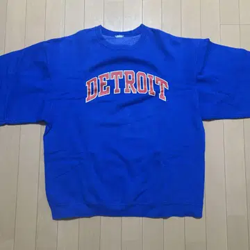 DETROIT 로고 파랑 맨투맨