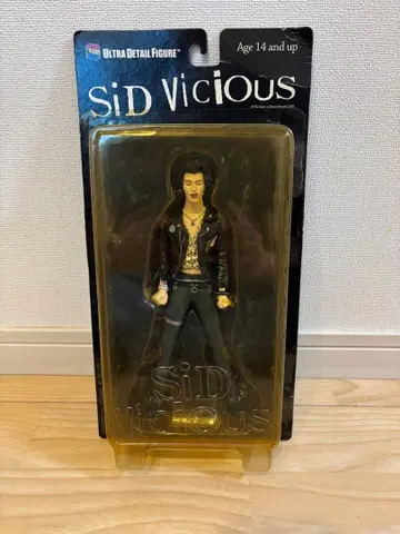SiD Vicious 울트라 틸 피규어
