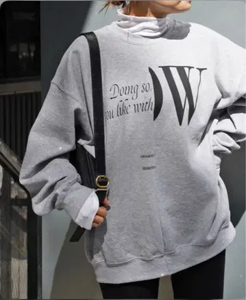 Deuxieme Classe BTN Design Sweat 풀오버