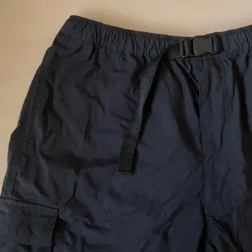 숏팬츠 카고 블랙 버클 벨트 허리밴딩 파라슈트 크로스