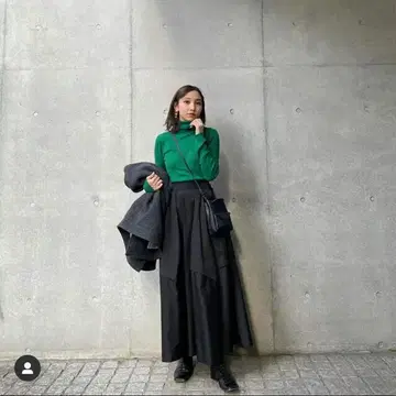 N.O.R.C 리컨스트럭트 볼륨 스커트