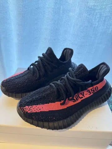 Yeezy 350 블랙/핑크 23