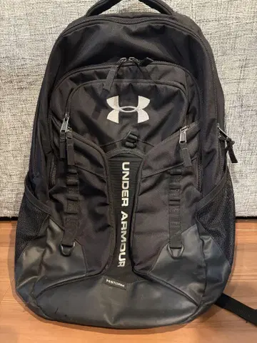 UNDER ARMOUR H-STORM 블랙 백팩