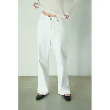 CLANE 클라네 SECOND DENIM PANTS 화이트 0