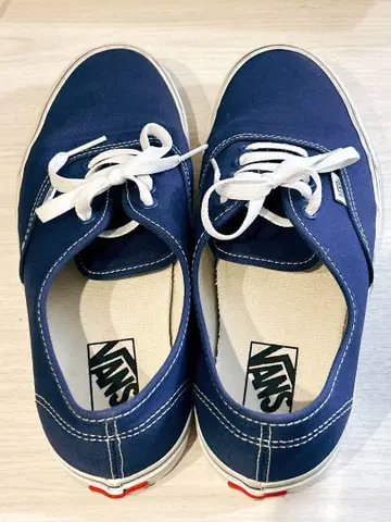 VANS 네이비 스니커즈