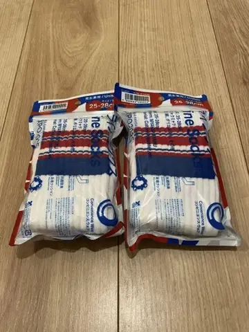 훼미리마트 오사카 만박 미야쿠미야쿠 양말 25-28cm 2팩