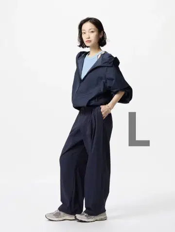 유니클로 울트라 스트레치 액티브 와이드 팬츠 L 기장 짧은 네이비