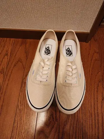 [ 새상품! ] VANS 오센틱 Anaheim 28.0cm WHT