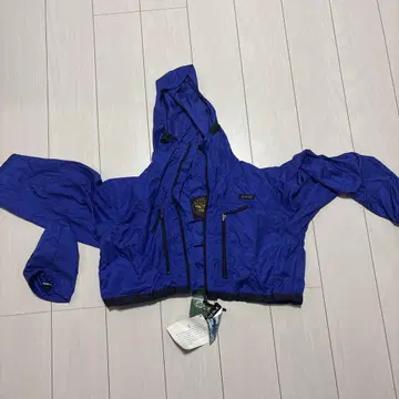 AIGLE 후드 부착 나일론 자켓 S