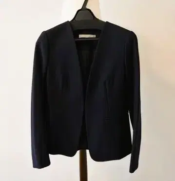 [ 새상품급 ] Theory Luxe 사키소니 노카라 자켓 네이비 36