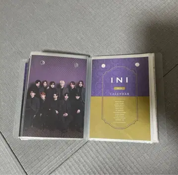 INI 달력 2024