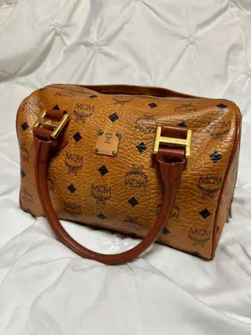 MCM 브라운 가죽 핸드백