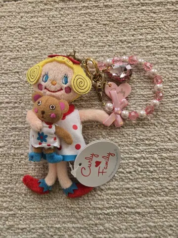 컬리 컬렉션 참 딸기짱 x 안나짱