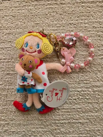 컬리 컬렉션 참 딸기짱 x 안나짱