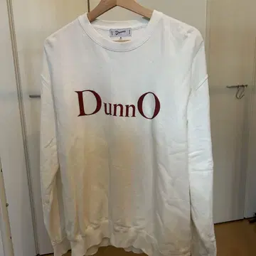 DunnO 화이트 트레이닝복 M 사이즈