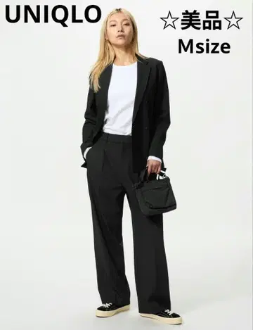 새상품급 유니클로 UNIQLO 턱 와이드 팬츠 M 사이즈
