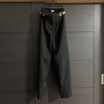 EVRIS 실버 벨트 장식 블랙 팬츠