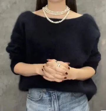 아뉴앙스 라쿤 폭스 2way 넥 풀오버