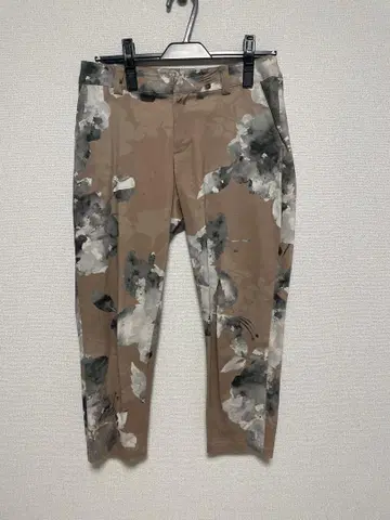 다이어그램 플라워 프린트 캐주얼 팬츠
