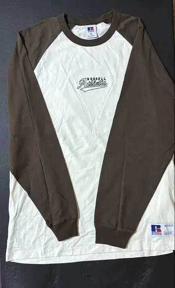 미사용 RUSSELL ATHLETIC 긴팔 티셔츠
