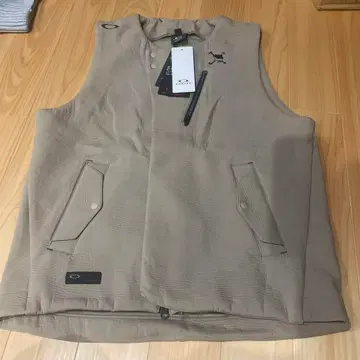 Oakley 베이지 남성용 베스트 택 포함 새상품