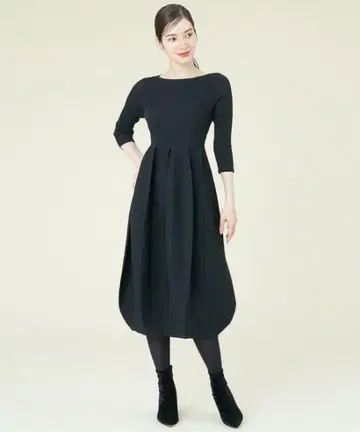 새상품급 시빌라 니트 원피스 블랙 벌룬 스커트