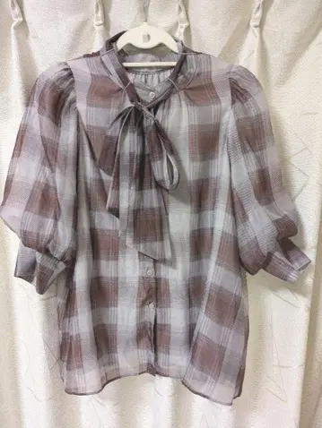 NICE CLAUP 체크 블라우스