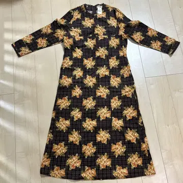 Lilyan House 꽃무늬 롱 원피스
