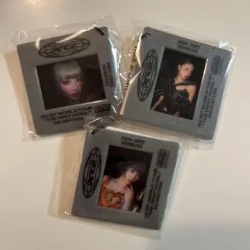 XG EXHIBITION HINATA 히나타 캡슐 토이 3종 세트