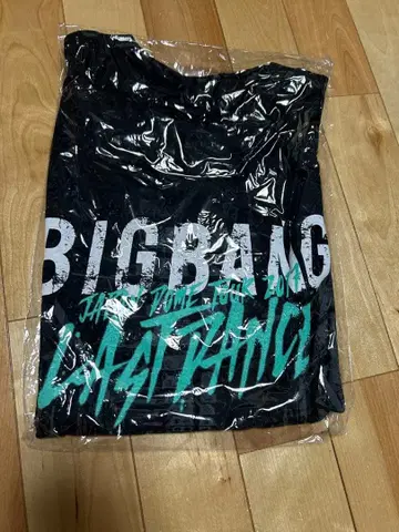 미개봉 새상품 BIGBANG 2014 LAST DANCE 티셔츠 S