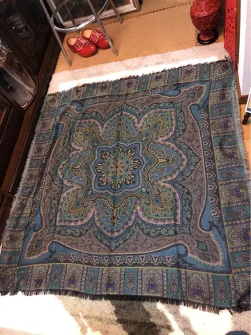 대형 정사각형 스카프 146 x 146cm