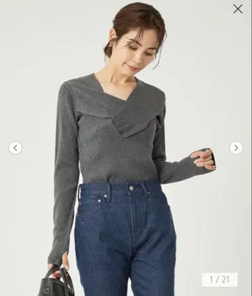 다크 그레이 크로스 넥 풀오버 니트 유나이티드 애로우즈