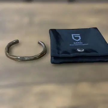 가르니 크로케리 뱅글