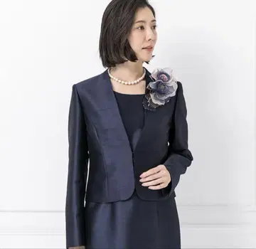 새상품급 도쿄 소와르 소와르 돌체 네이비 포멀 슈트 레이스