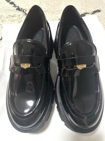 ZARA 트랙 밑창 코인 로퍼 35