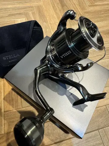 새상품급 22 스텔라 C5000 XG 시마노
