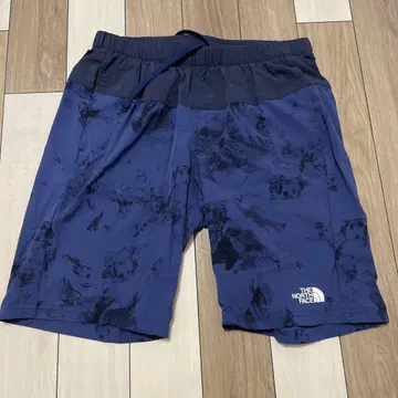 THE NORTH FACE 네이비 카모플라쥬 숏팬츠 L