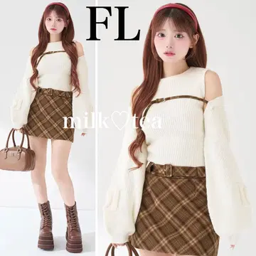 택 포함 새상품 다리치 도킹 미들 허리 니트 미니 원피스 FL