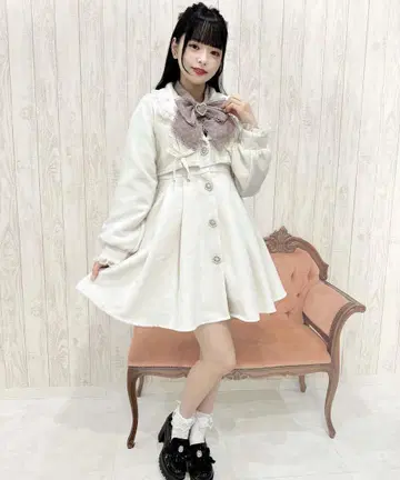 ROJITA/시어 프릴 테일러드 코트/화이트